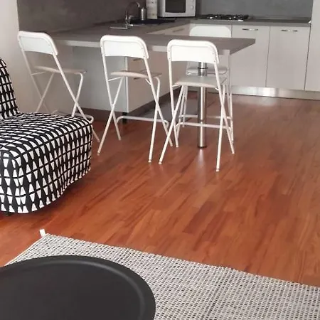 Gioel Apartament *