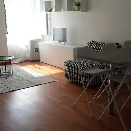 Gioel Apartament *